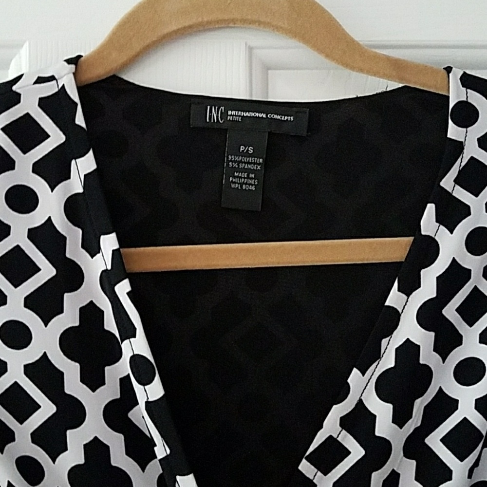 Dress - Picture 2 of 2